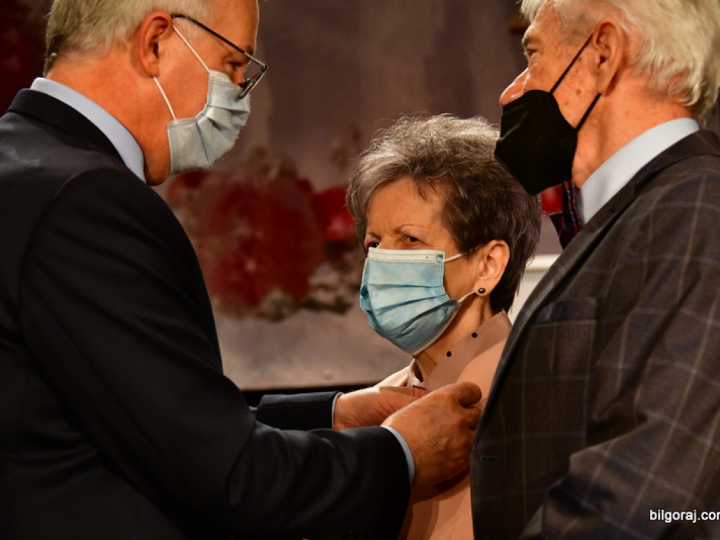 Złote gody. Kilkadziesiąt par świętowało 50-lecie małżeństwa (FOTO)