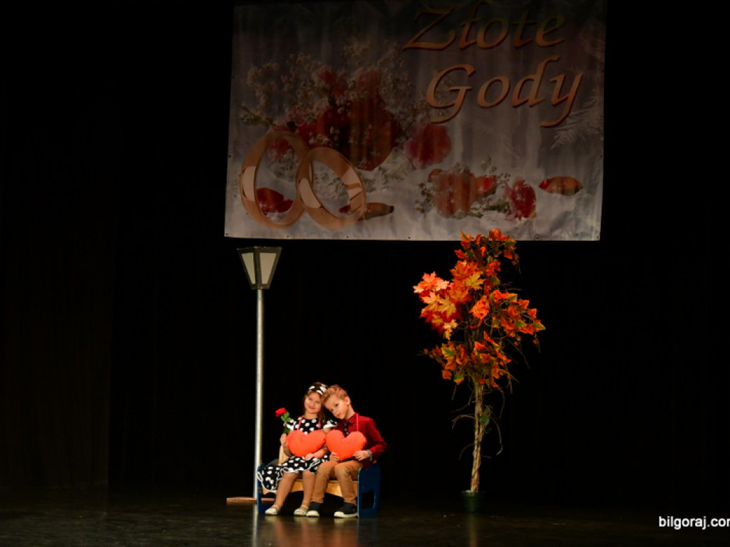 Złote gody. Kilkadziesiąt par świętowało 50-lecie małżeństwa (FOTO)