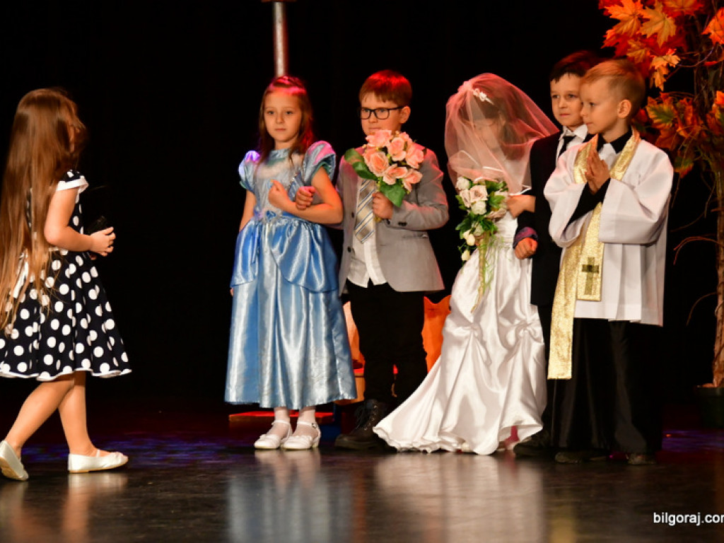 Złote gody. Kilkadziesiąt par świętowało 50-lecie małżeństwa (FOTO)