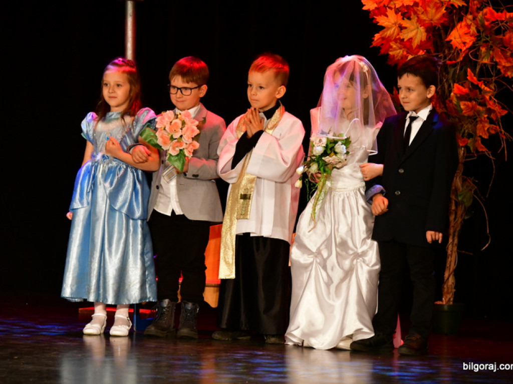 Złote gody. Kilkadziesiąt par świętowało 50-lecie małżeństwa (FOTO)