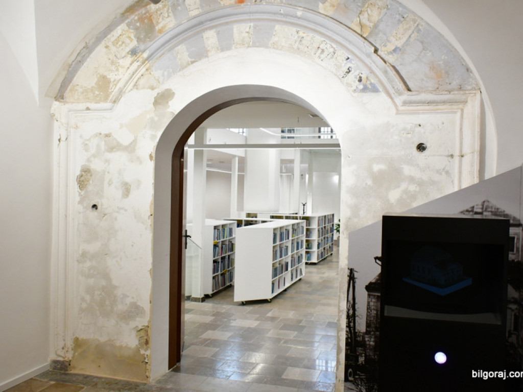 Biblioteka w Tarnogrodzie po remoncie. Doskonałe połączenie tradycji budynku z trendami XXI wieku (FOTO)