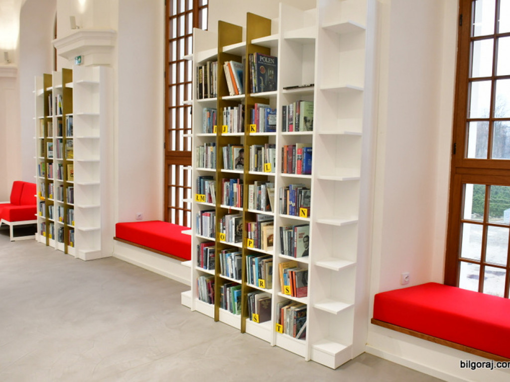 Biblioteka w Tarnogrodzie po remoncie. Doskonałe połączenie tradycji budynku z trendami XXI wieku (FOTO)