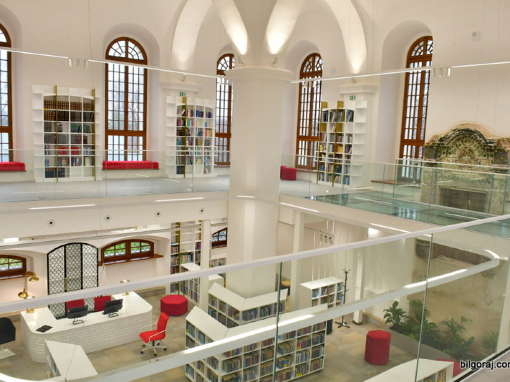 Biblioteka w Tarnogrodzie po remoncie. Doskonałe połączenie tradycji budynku z trendami XXI wieku (FOTO)