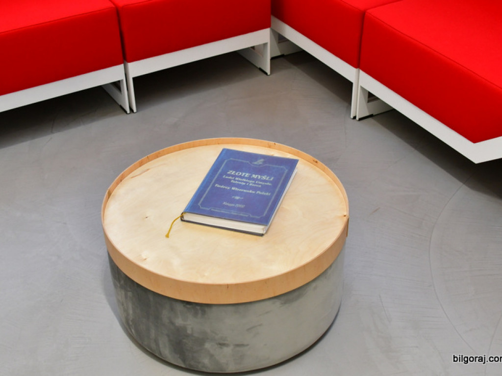 Biblioteka w Tarnogrodzie po remoncie. Doskonałe połączenie tradycji budynku z trendami XXI wieku (FOTO)