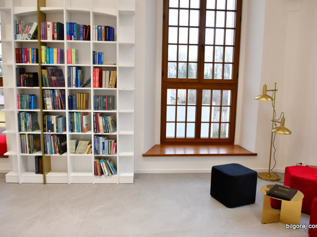 Biblioteka w Tarnogrodzie po remoncie. Doskonałe połączenie tradycji budynku z trendami XXI wieku (FOTO)