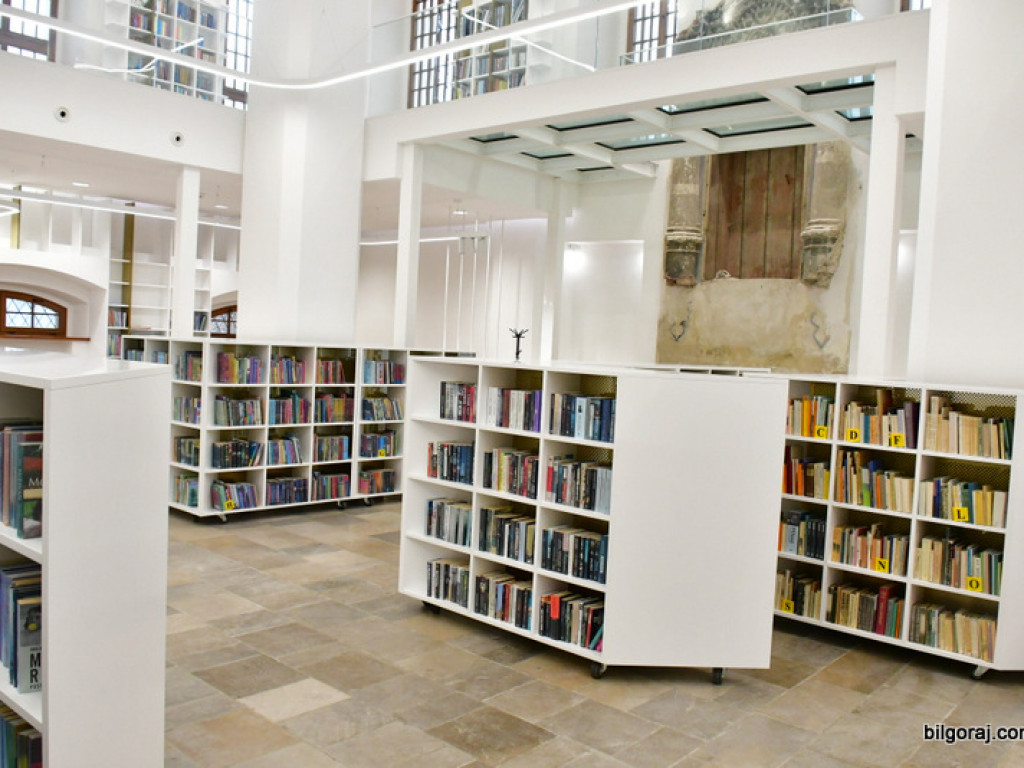 Biblioteka w Tarnogrodzie po remoncie. Doskonałe połączenie tradycji budynku z trendami XXI wieku (FOTO)