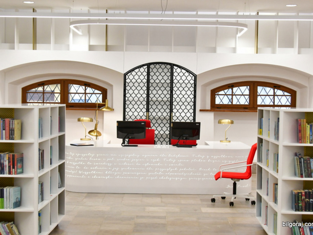 Biblioteka w Tarnogrodzie po remoncie. Doskonałe połączenie tradycji budynku z trendami XXI wieku (FOTO)