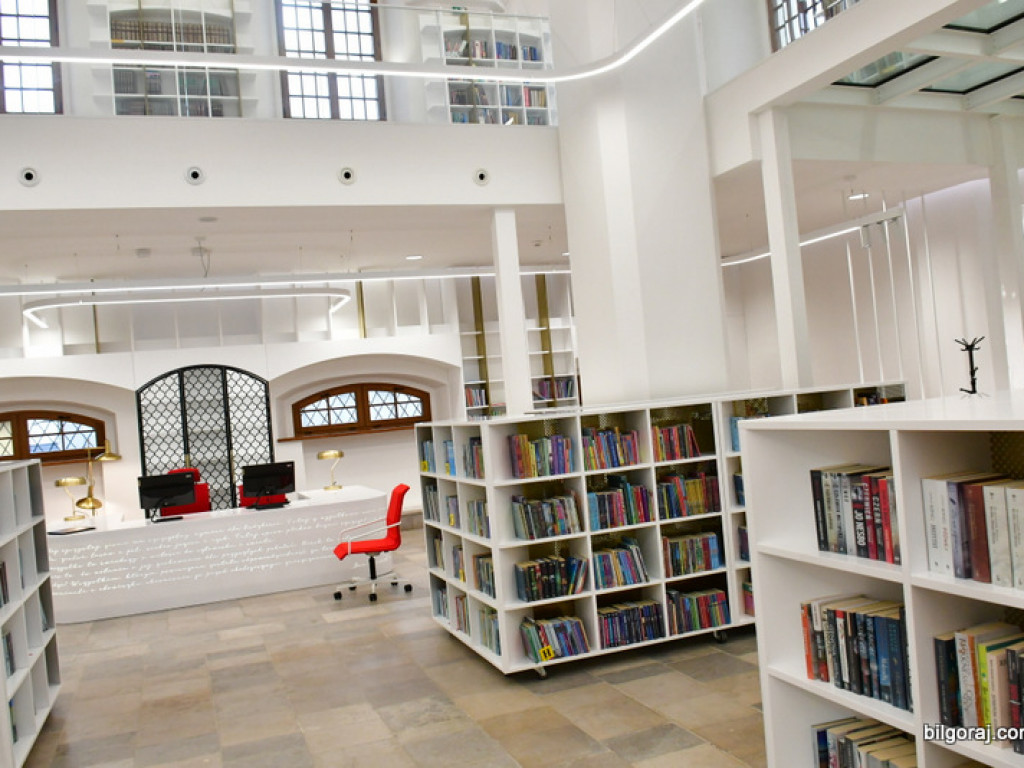 Biblioteka w Tarnogrodzie po remoncie. Doskonałe połączenie tradycji budynku z trendami XXI wieku (FOTO)