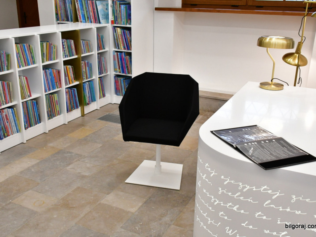 Biblioteka w Tarnogrodzie po remoncie. Doskonałe połączenie tradycji budynku z trendami XXI wieku (FOTO)