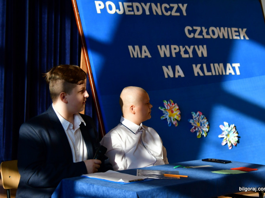 Debata oxfordzka w Szkole Podstawowej w Dąbrowicy (FOTO)