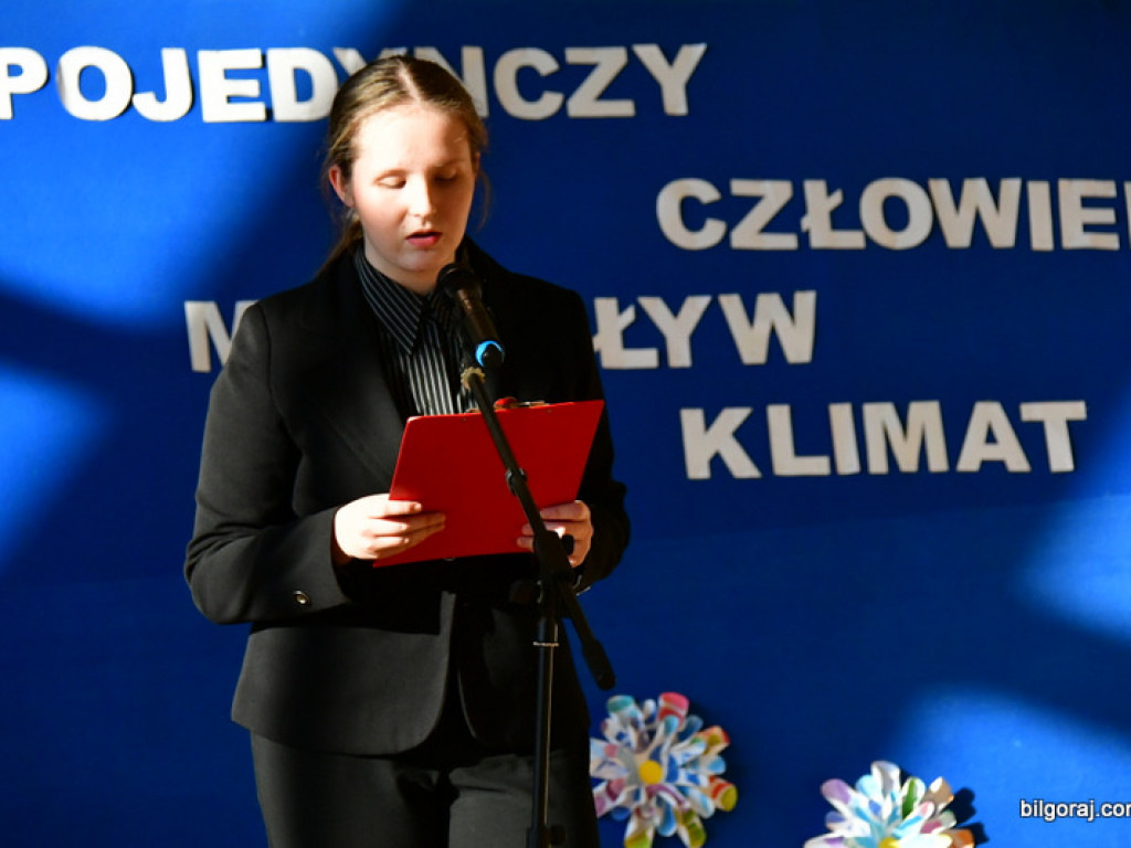 Debata oxfordzka w Szkole Podstawowej w Dąbrowicy (FOTO)