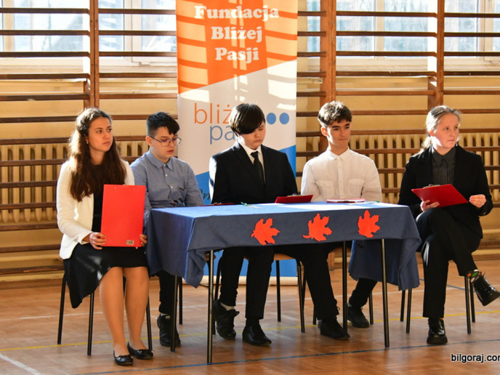 Debata oxfordzka w Szkole Podstawowej w Dąbrowicy (FOTO)