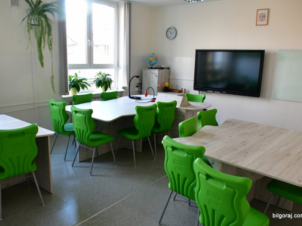 Debata oxfordzka w Szkole Podstawowej w Dąbrowicy (FOTO)