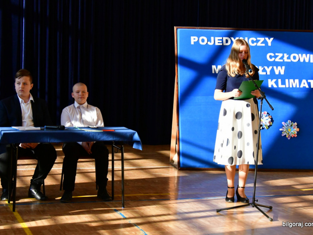 Debata oxfordzka w Szkole Podstawowej w Dąbrowicy (FOTO)