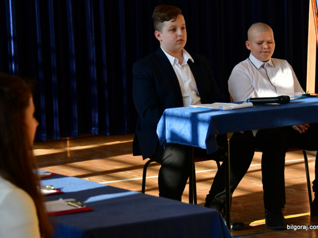 Debata oxfordzka w Szkole Podstawowej w Dąbrowicy (FOTO)