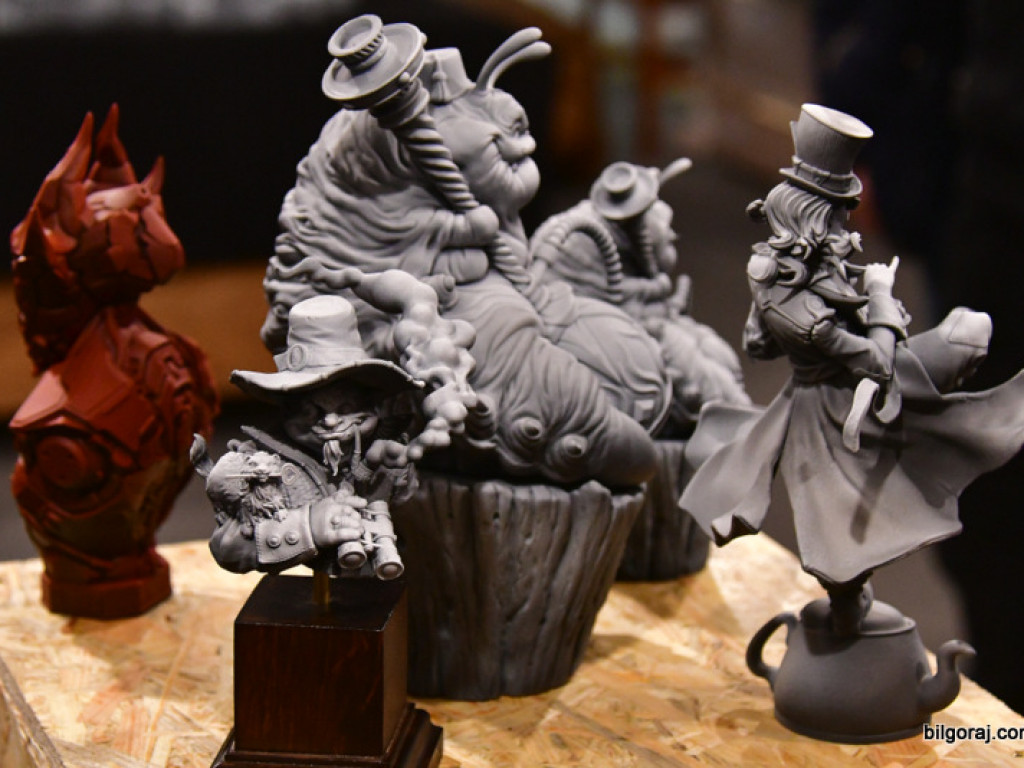 Wystawa miniatur i figurek kolekcjonerskich (FOTO)