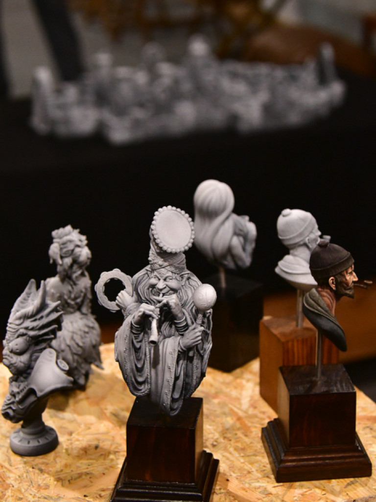 Wystawa miniatur i figurek kolekcjonerskich (FOTO)