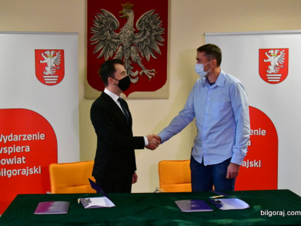 Władze powiatu podpisały umowę na koncepcję rewitalizacji Autodromu