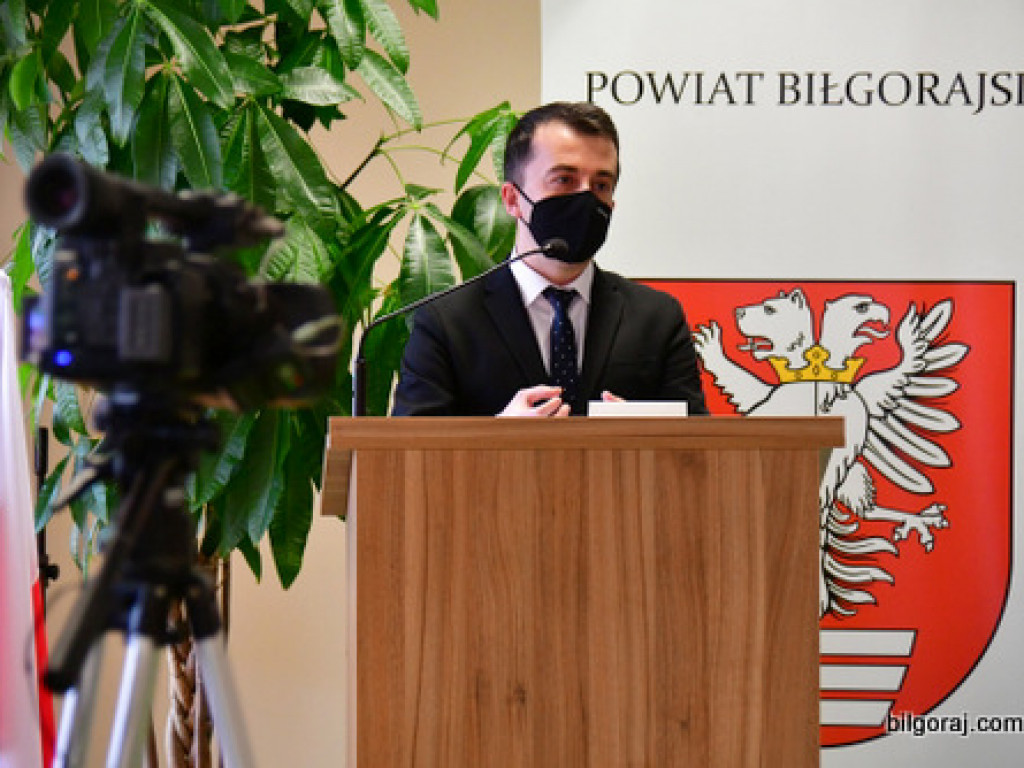 Władze powiatu podpisały umowę na koncepcję rewitalizacji Autodromu