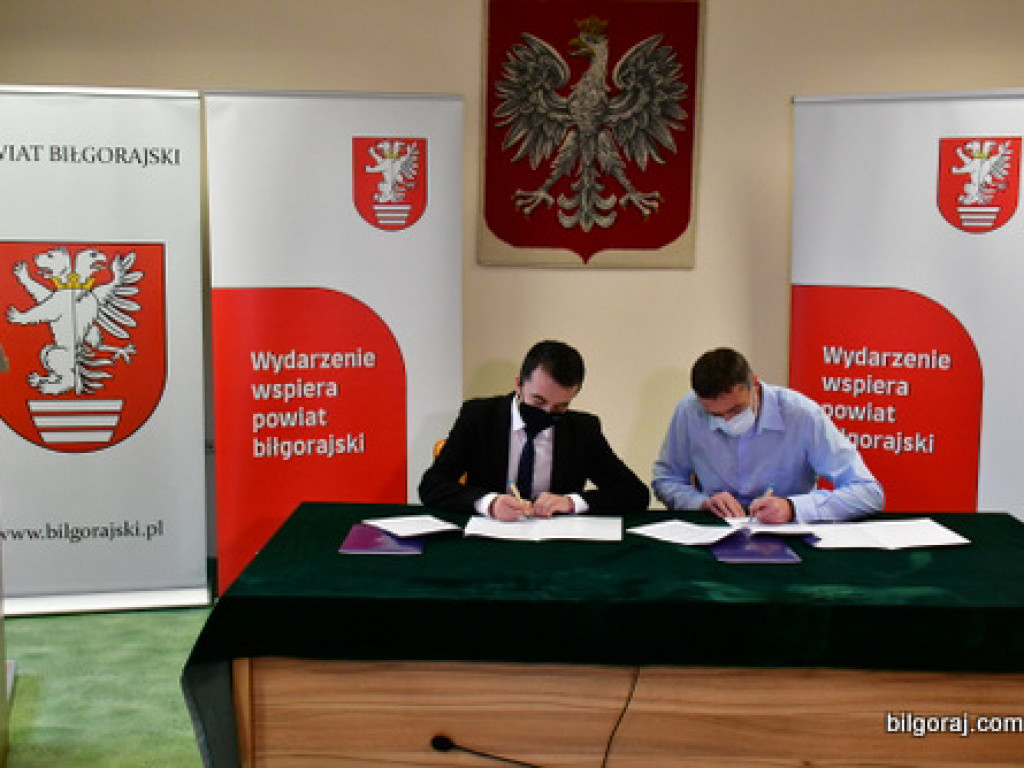 Władze powiatu podpisały umowę na koncepcję rewitalizacji Autodromu