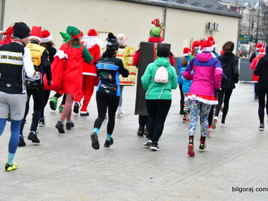 Rekreacyjny Bieg Mikołajkowy oraz V Cross Bojarski (FOTO)