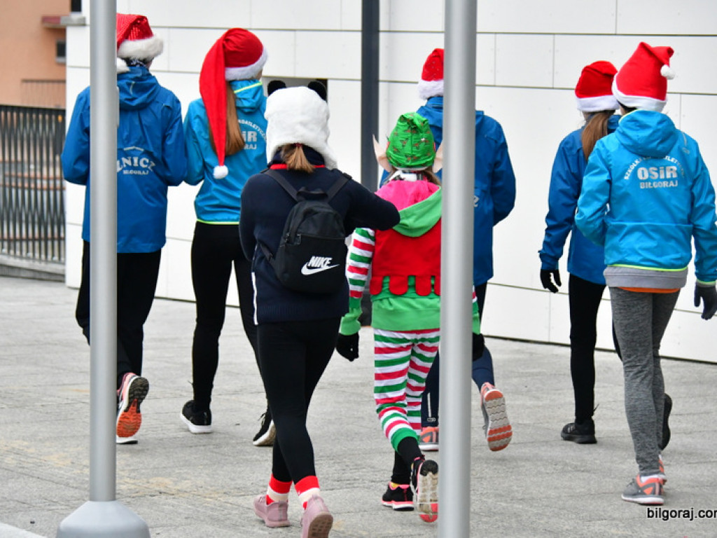 Rekreacyjny Bieg Mikołajkowy oraz V Cross Bojarski (FOTO)