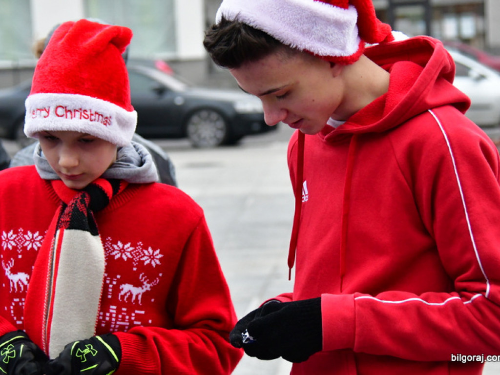 Rekreacyjny Bieg Mikołajkowy oraz V Cross Bojarski (FOTO)