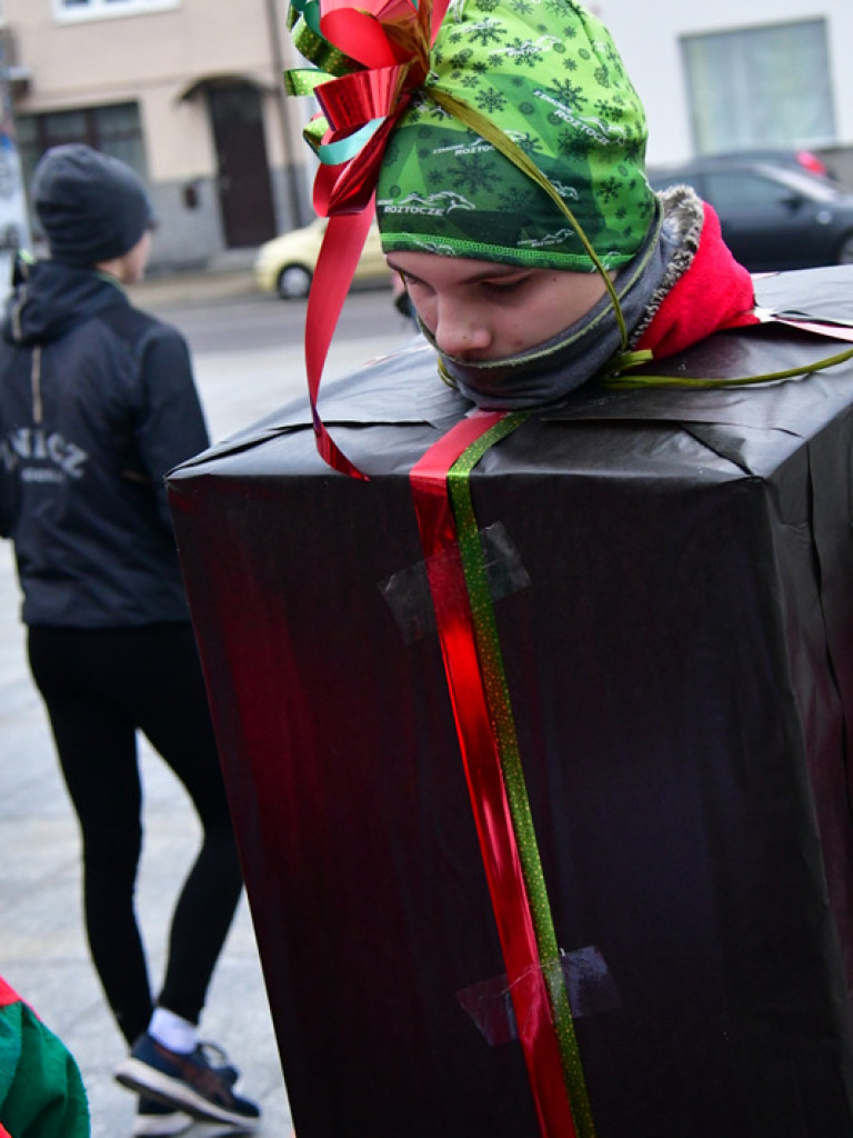 Rekreacyjny Bieg Mikołajkowy oraz V Cross Bojarski (FOTO)
