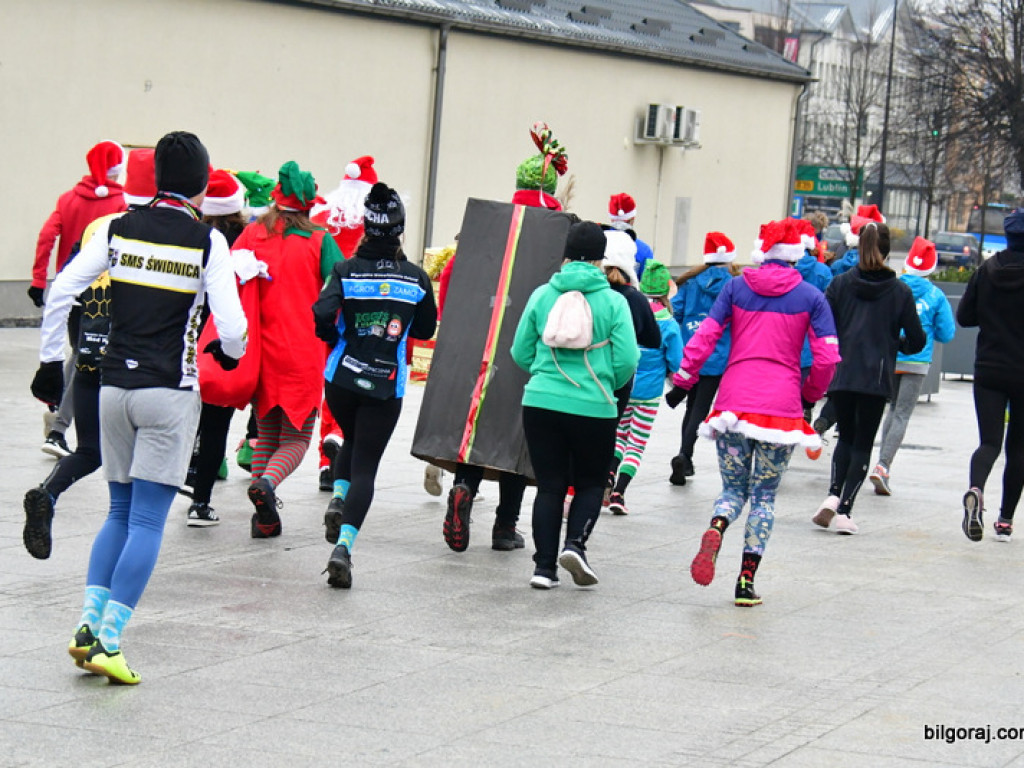 Rekreacyjny Bieg Mikołajkowy oraz V Cross Bojarski (FOTO)