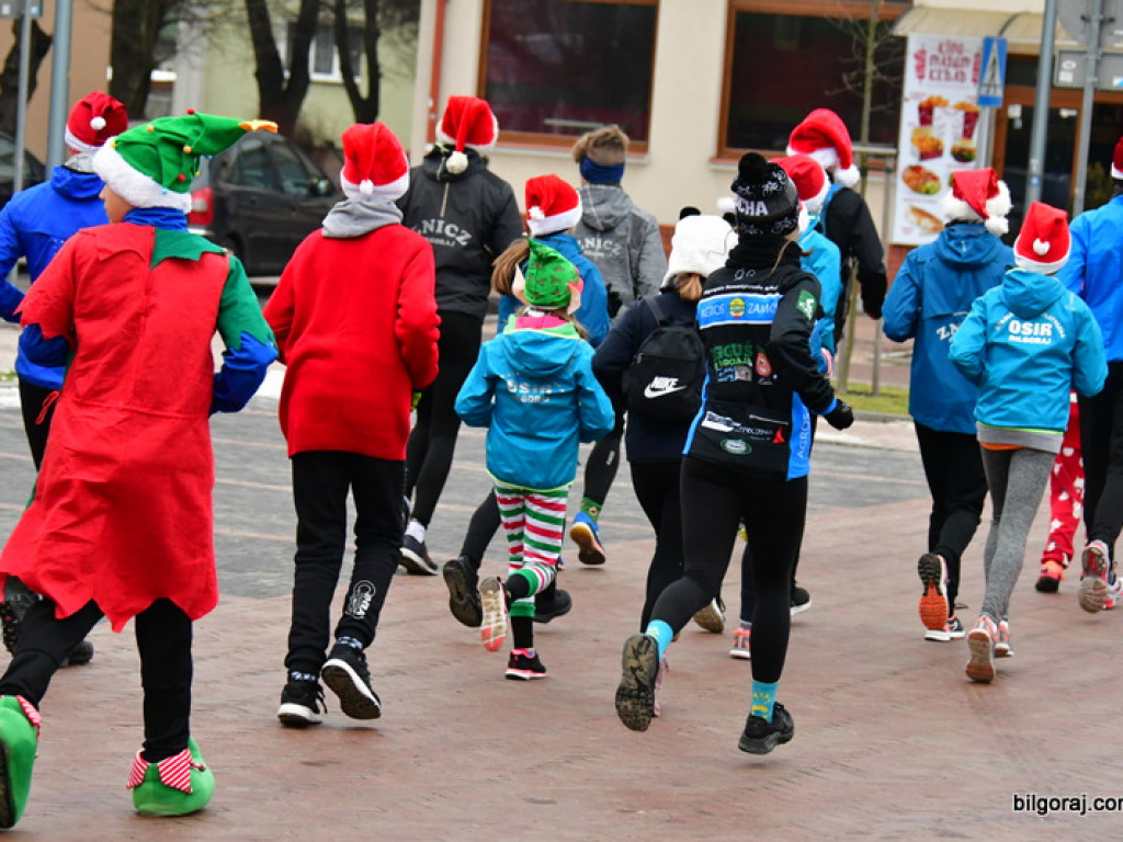 Rekreacyjny Bieg Mikołajkowy oraz V Cross Bojarski (FOTO)