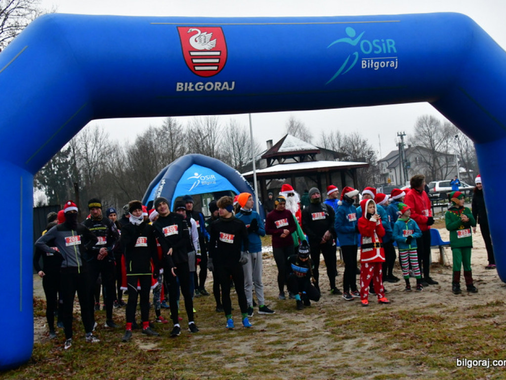Rekreacyjny Bieg Mikołajkowy oraz V Cross Bojarski (FOTO)