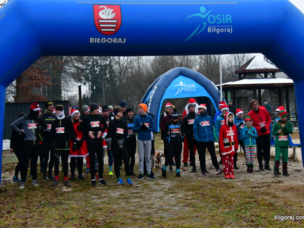 Rekreacyjny Bieg Mikołajkowy oraz V Cross Bojarski (FOTO)