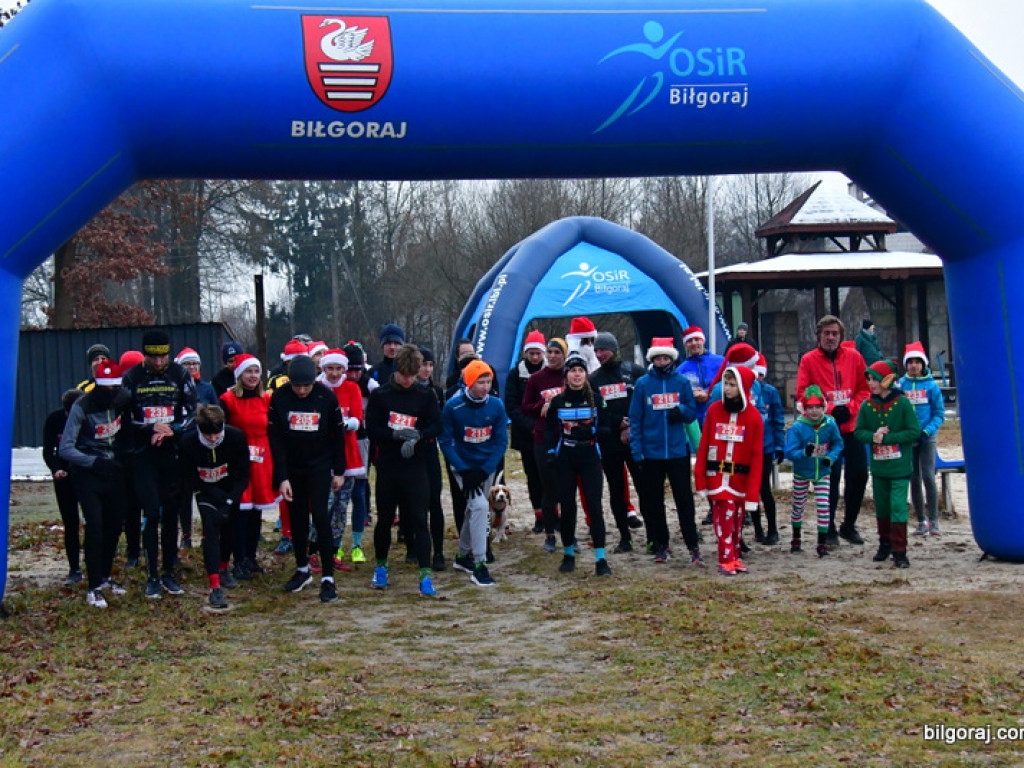 Rekreacyjny Bieg Mikołajkowy oraz V Cross Bojarski (FOTO)