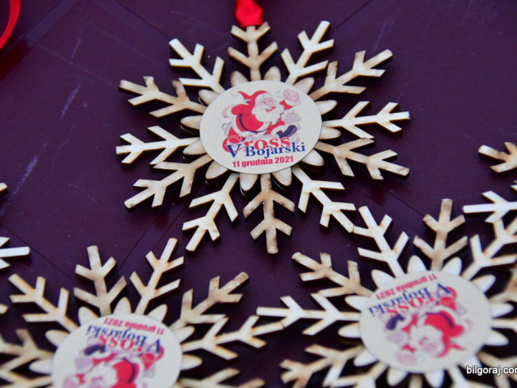 Rekreacyjny Bieg Mikołajkowy oraz V Cross Bojarski (FOTO)