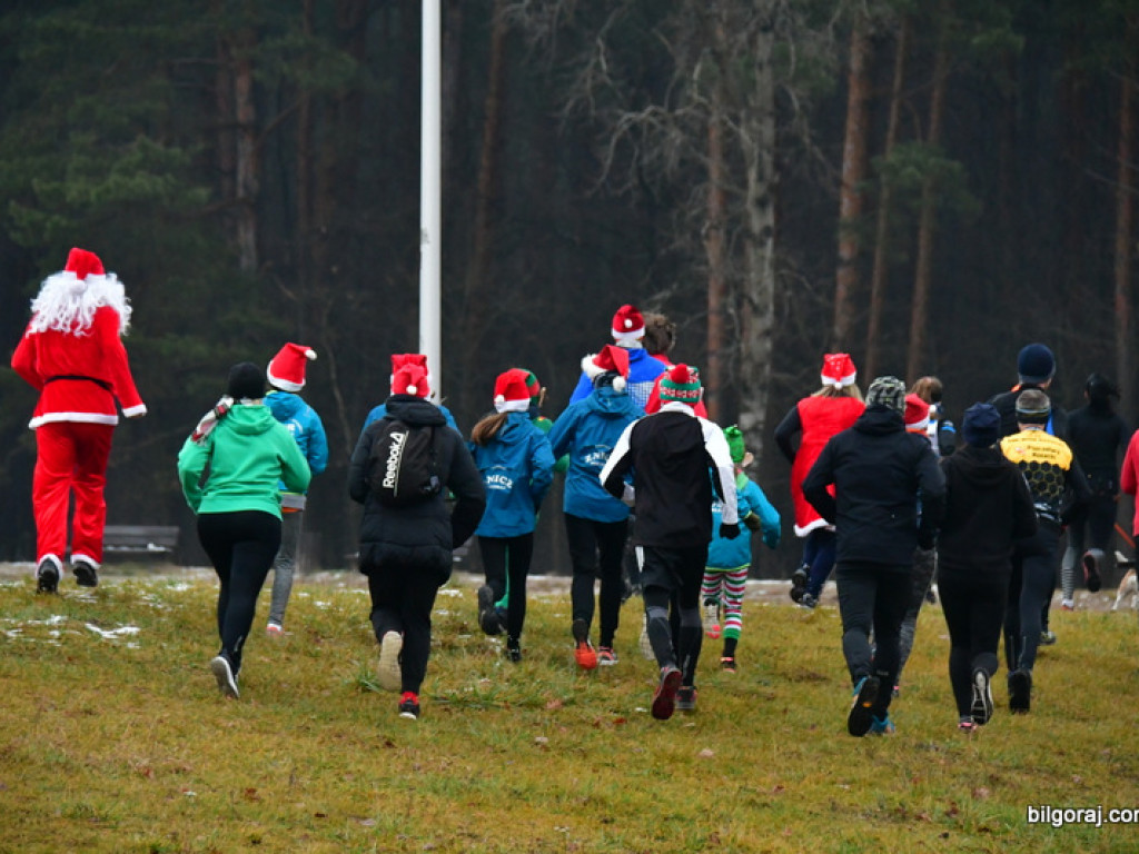 Rekreacyjny Bieg Mikołajkowy oraz V Cross Bojarski (FOTO)