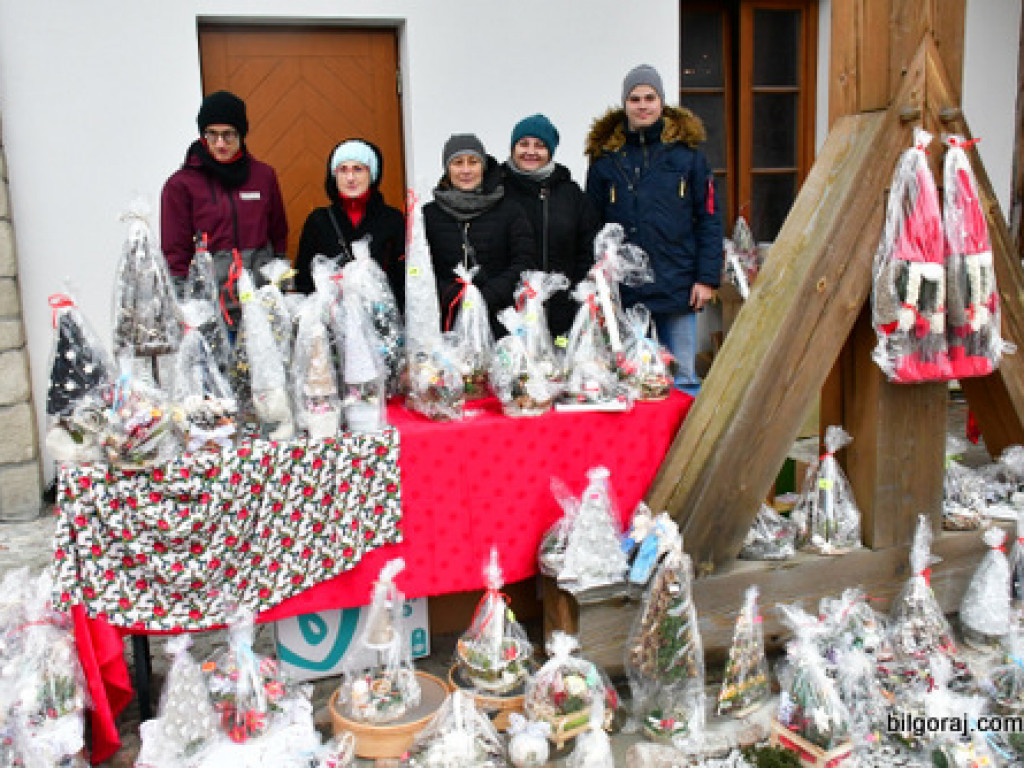Jarmark Bożonarodzeniowy na Miasteczku Kresowym (FOTO)