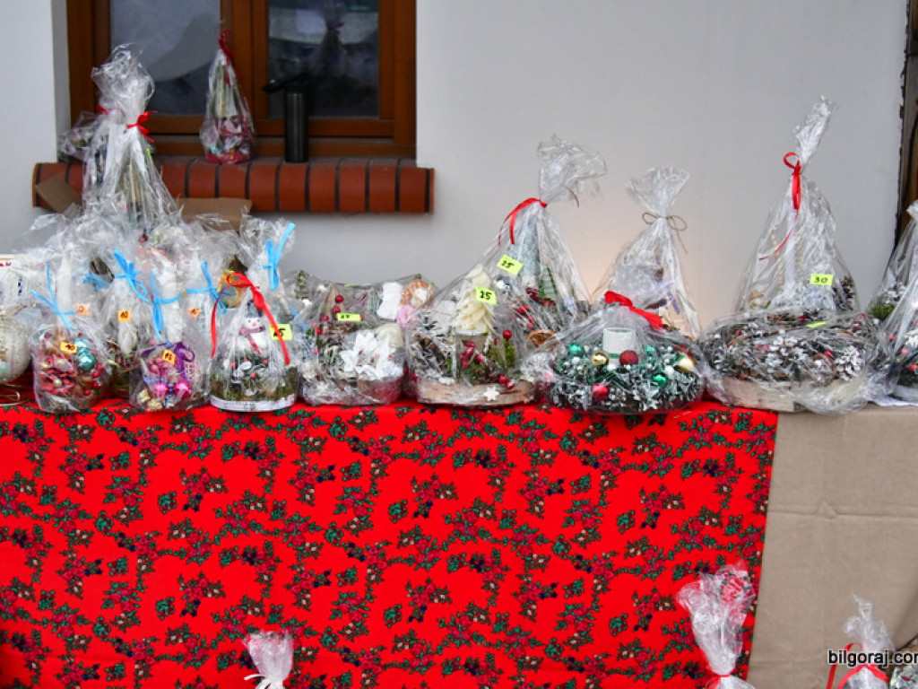 Jarmark Bożonarodzeniowy na Miasteczku Kresowym (FOTO)