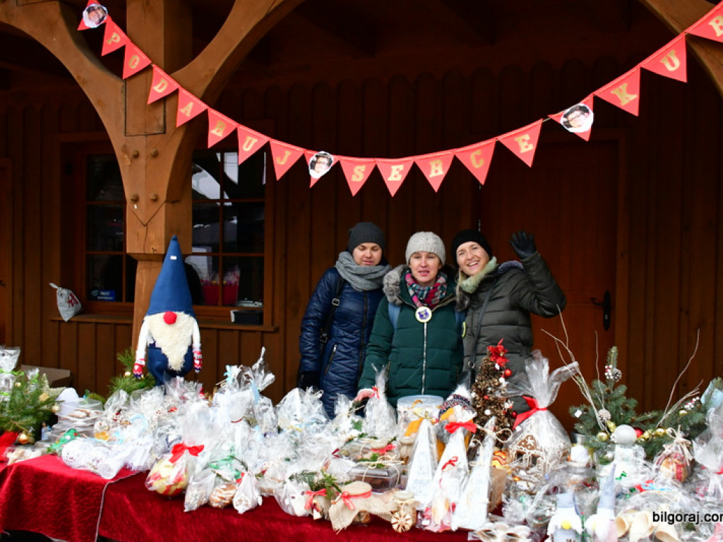 Jarmark Bożonarodzeniowy na Miasteczku Kresowym (FOTO)