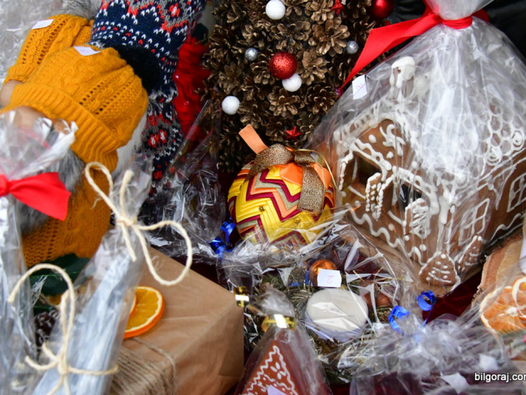 Jarmark Bożonarodzeniowy na Miasteczku Kresowym (FOTO)