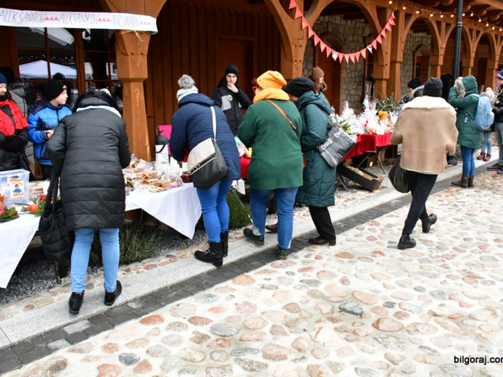 Jarmark Bożonarodzeniowy na Miasteczku Kresowym (FOTO)