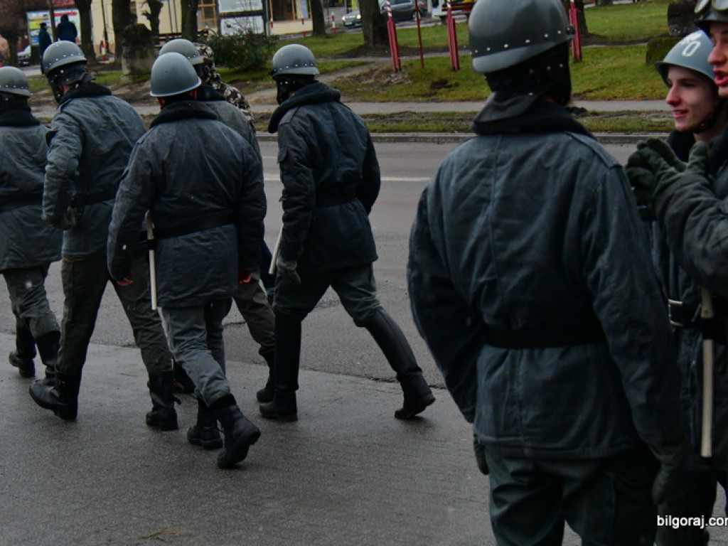 Rekonstrukcja grudnia 1981 roku, film Wiesława Palucha oraz koncert Norberta Smolińskiego (FOTO, VIDEO)