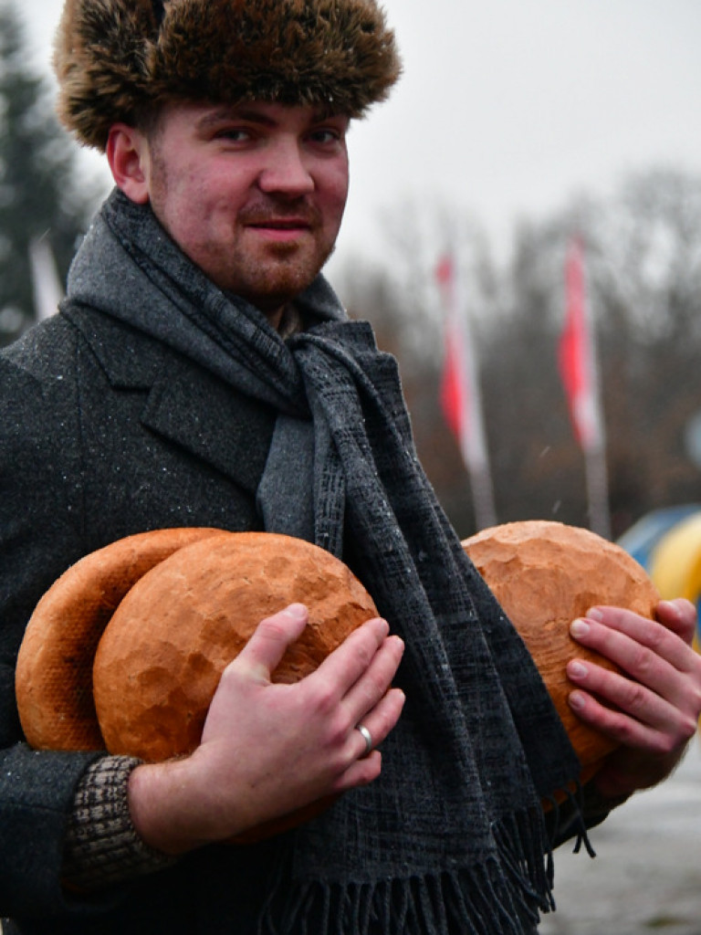 Rekonstrukcja grudnia 1981 roku, film Wiesława Palucha oraz koncert Norberta Smolińskiego (FOTO, VIDEO)