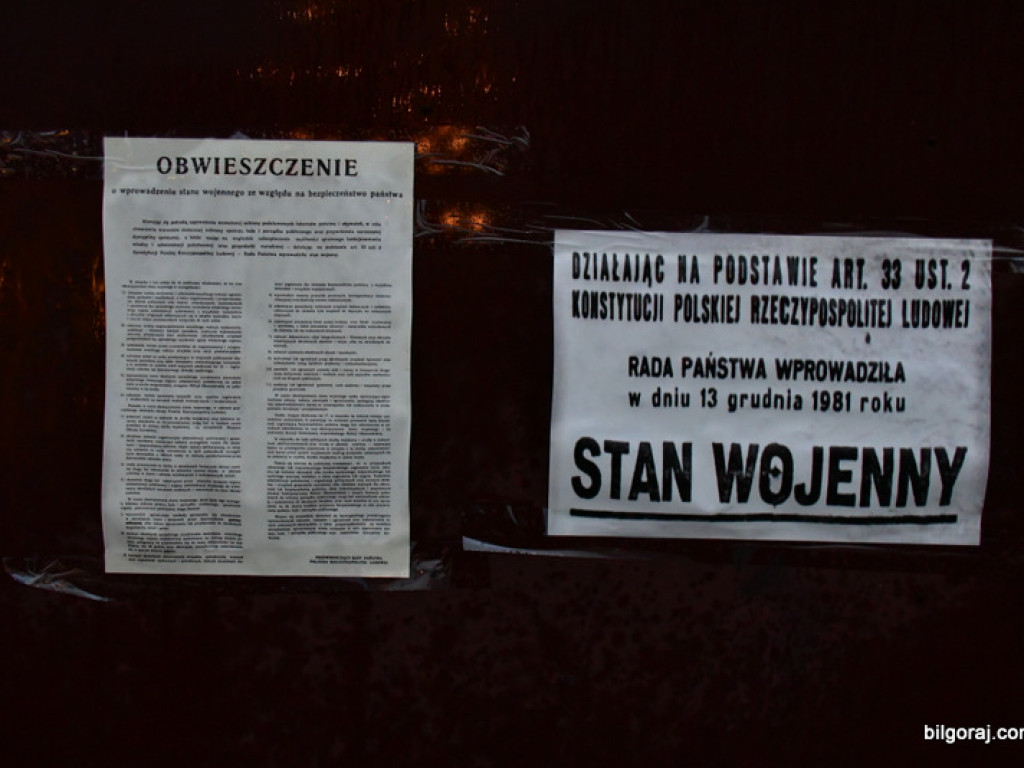 Rekonstrukcja grudnia 1981 roku, film Wiesława Palucha oraz koncert Norberta Smolińskiego (FOTO, VIDEO)