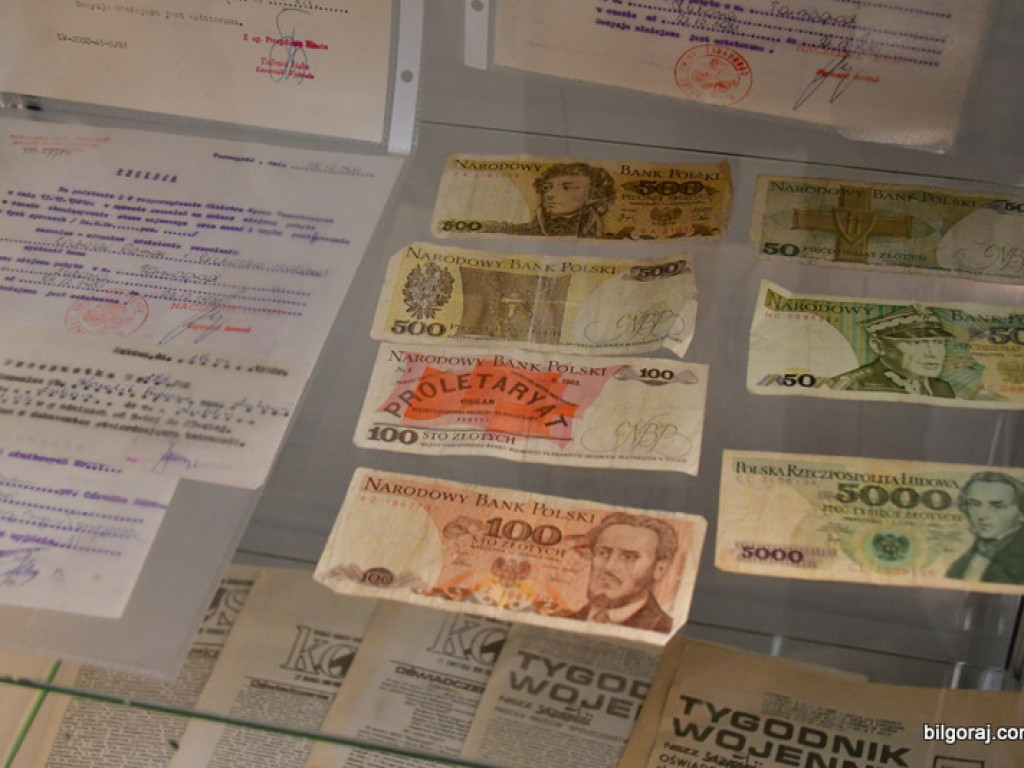 Rekonstrukcja grudnia 1981 roku, film Wiesława Palucha oraz koncert Norberta Smolińskiego (FOTO, VIDEO)