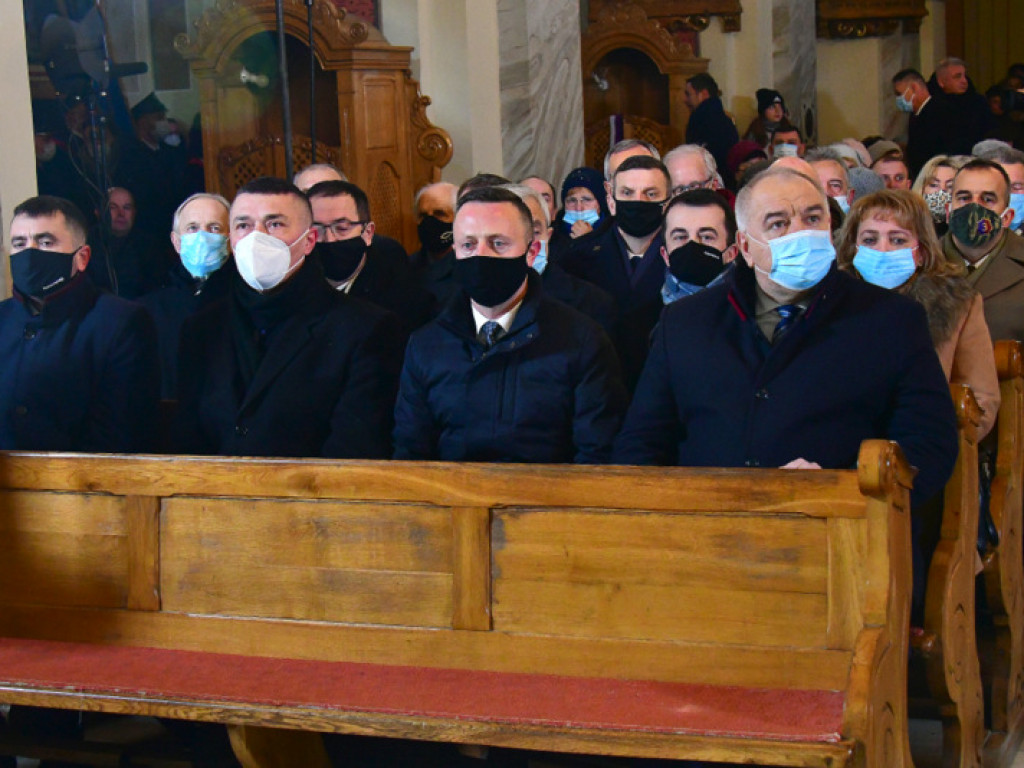 Regionalne obchody 40. rocznicy wprowadzenia stanu wojennego. Uczczono Józefa Krzysztofa Gizę i wszystkie ofiary walki komunistów z narodem (FOTO)