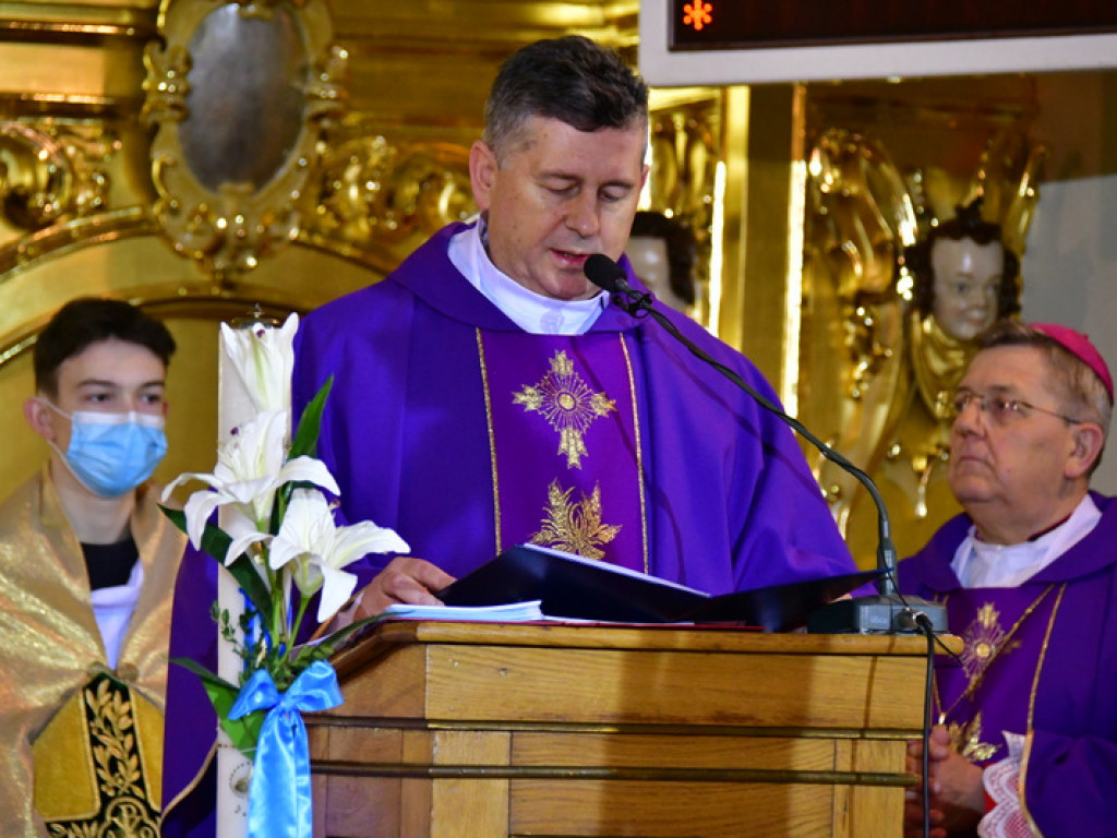 Regionalne obchody 40. rocznicy wprowadzenia stanu wojennego. Uczczono Józefa Krzysztofa Gizę i wszystkie ofiary walki komunistów z narodem (FOTO)