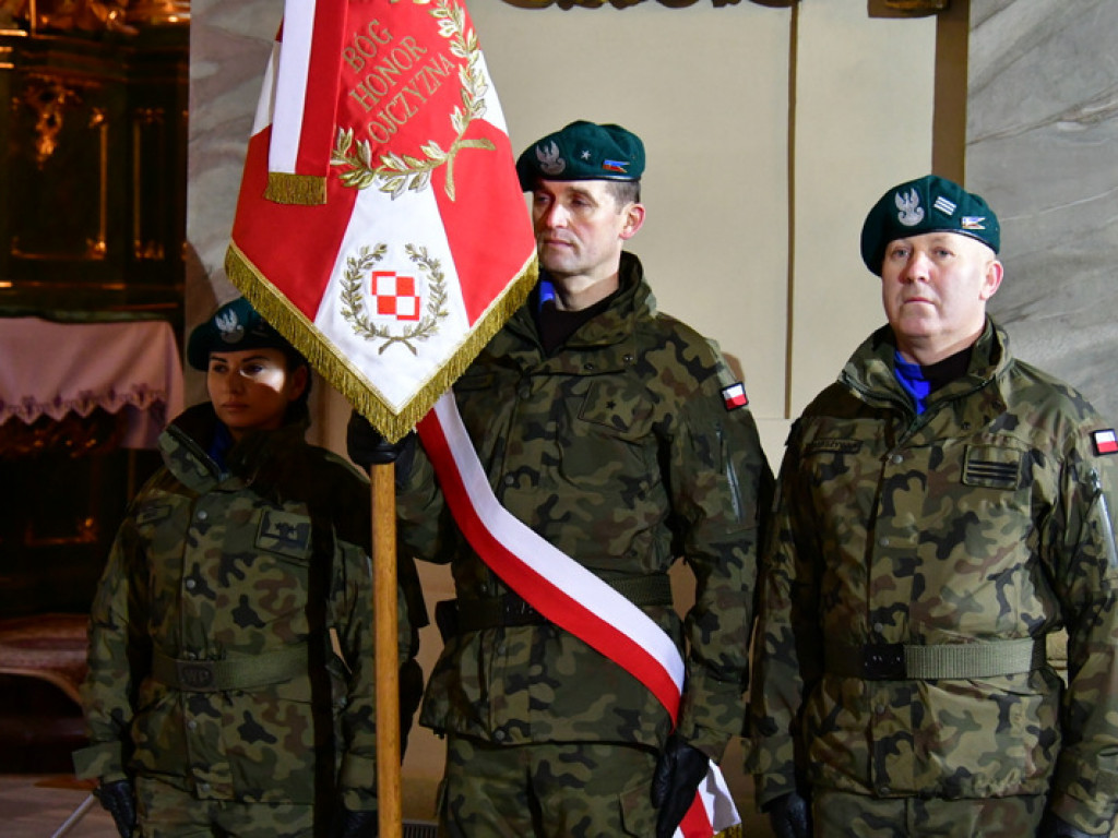 Regionalne obchody 40. rocznicy wprowadzenia stanu wojennego. Uczczono Józefa Krzysztofa Gizę i wszystkie ofiary walki komunistów z narodem (FOTO)