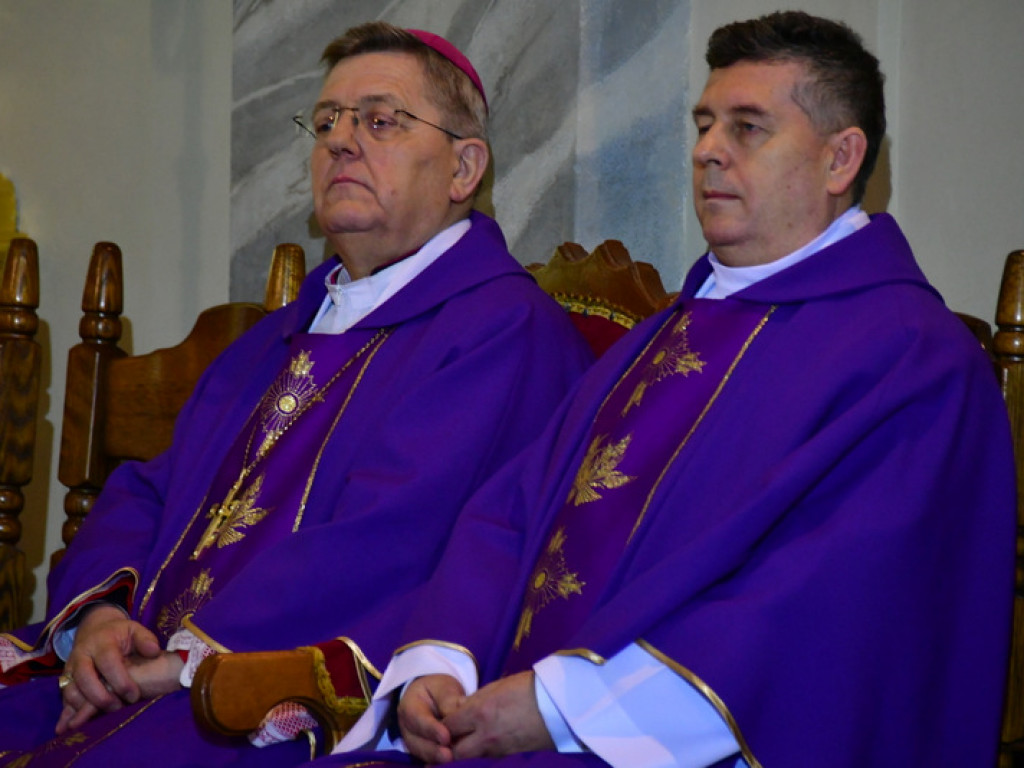 Regionalne obchody 40. rocznicy wprowadzenia stanu wojennego. Uczczono Józefa Krzysztofa Gizę i wszystkie ofiary walki komunistów z narodem (FOTO)