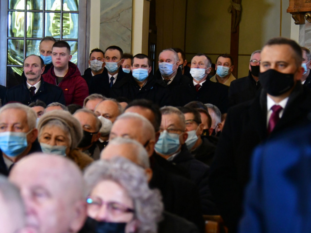 Regionalne obchody 40. rocznicy wprowadzenia stanu wojennego. Uczczono Józefa Krzysztofa Gizę i wszystkie ofiary walki komunistów z narodem (FOTO)