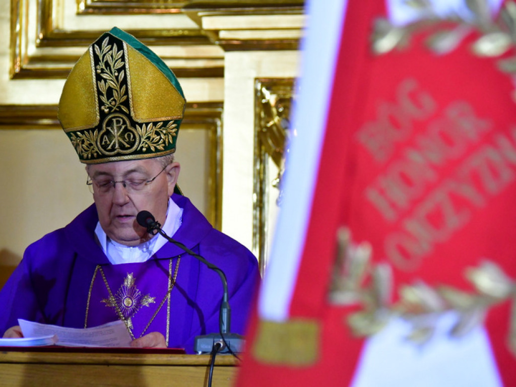Regionalne obchody 40. rocznicy wprowadzenia stanu wojennego. Uczczono Józefa Krzysztofa Gizę i wszystkie ofiary walki komunistów z narodem (FOTO)